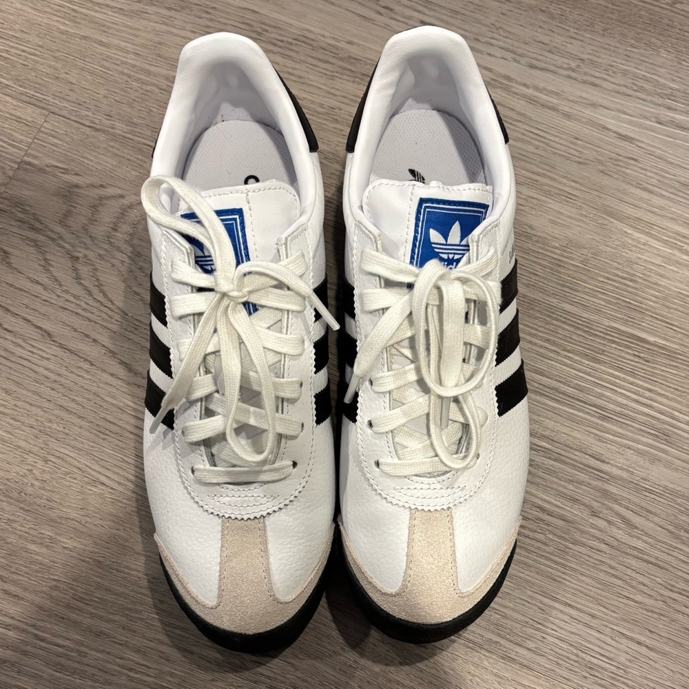 Adidas Samoa Classic White and Black sneakers 8.5